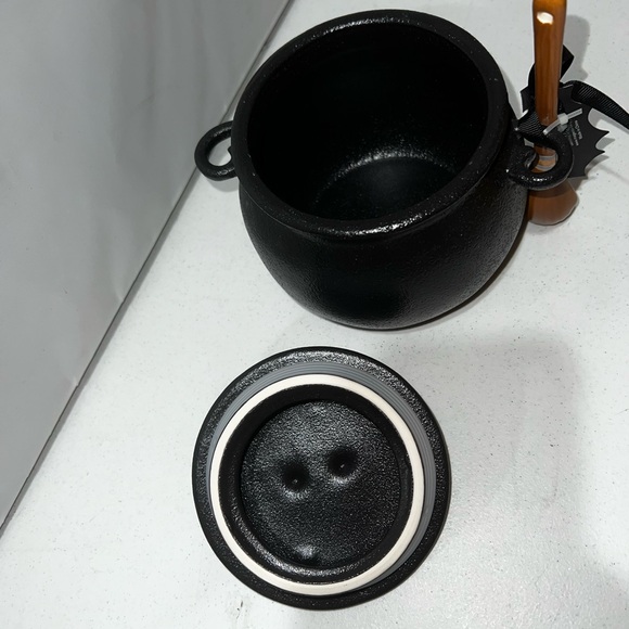 Rae Dunn Beware Halloween Potion Sugar Bowl Broom Spoon Canister Cauldron - Picture 8 of 10